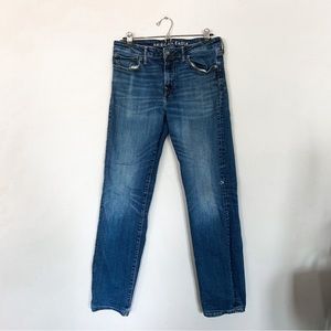 American Eagle • Original Straight Leg Jeans